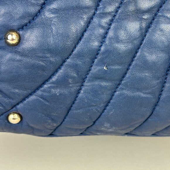 Stuart Weitzman Blue Quilted Shoulder Bag Tote Chain Strap Studded Leather Purse - Picture 12 of 16